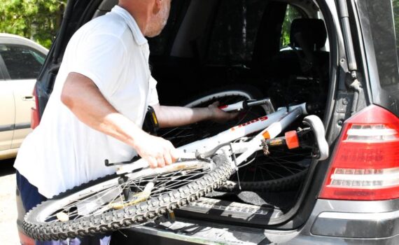Zu sehen ist Bild 2 zum Beitrag mit dem Thema: Fahrrad im Auto transportieren