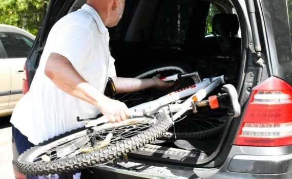 Zu sehen ist Bild 2 zum Beitrag mit dem Thema: Fahrrad im Auto transportieren