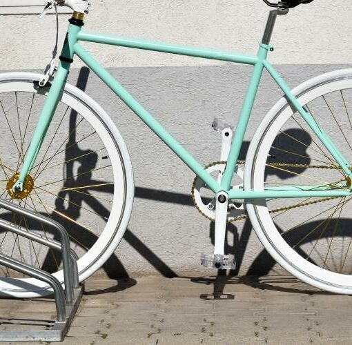 Zu sehen ist Bild 1 zum Beitrag mit dem Thema: Fahrradhalterung Boden Ratgeber